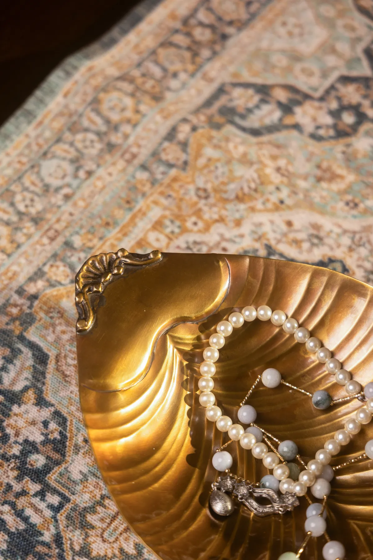 Ostra Brass Trinket Tray - Image 3
