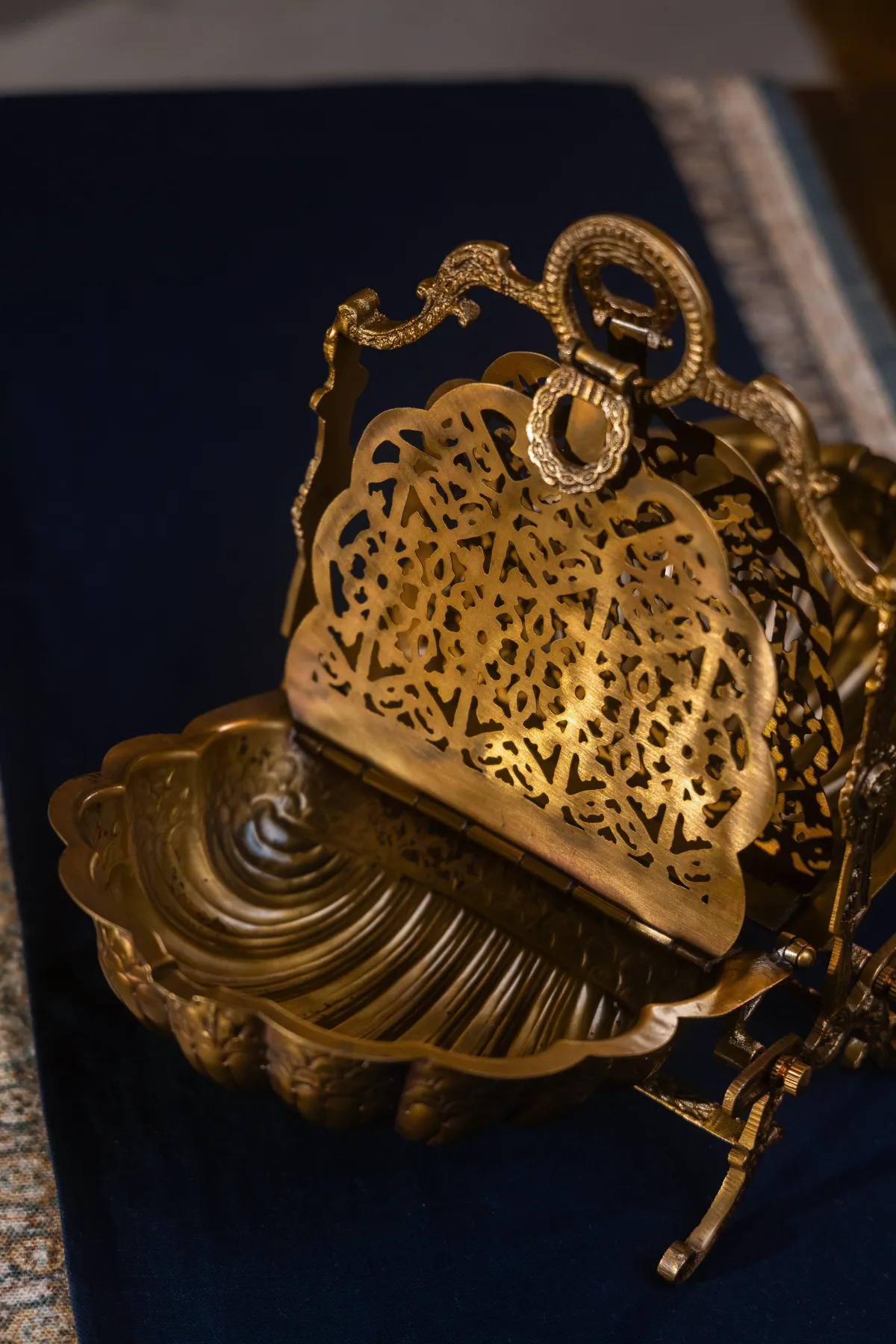 Regalia Petal Serve Caddy - Image 3